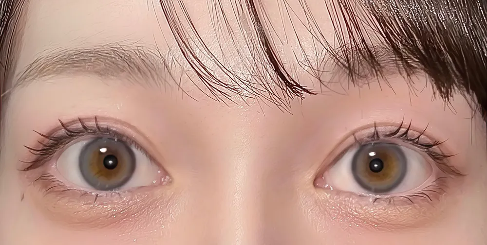 ReVIA 1day COLOR/ディアマリン着用画像